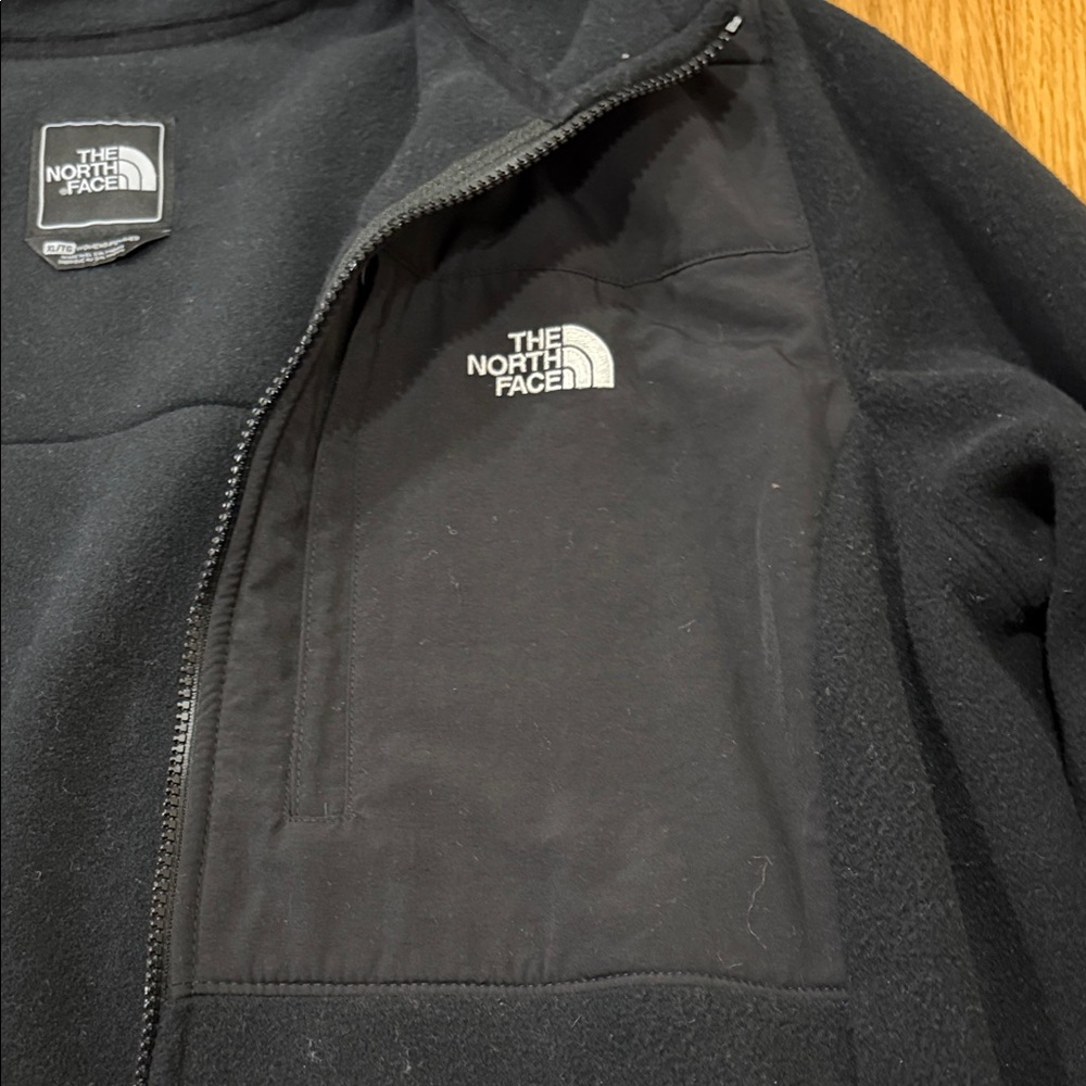 The North Face Denali Black Fleece Jacket With Hood Womens XL - Picture 3 of 5